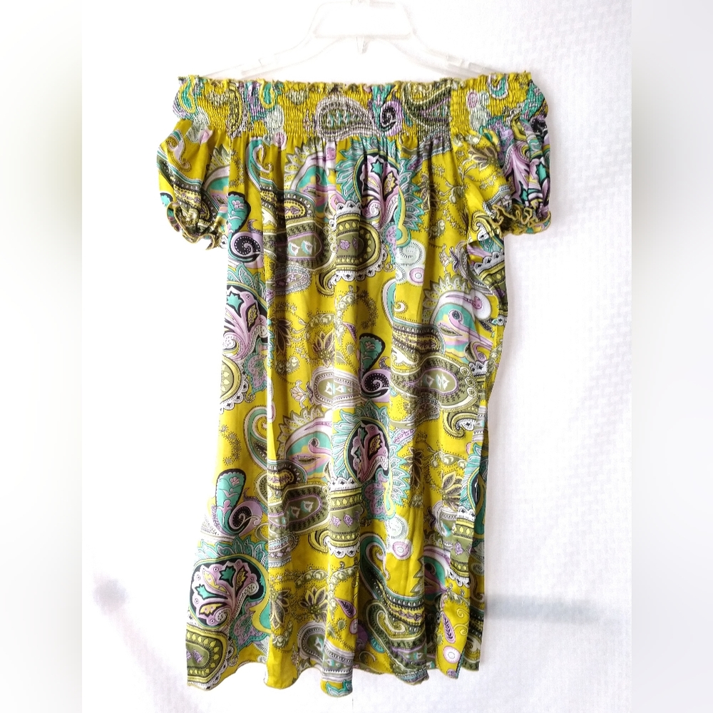 Classique Off Shoulder Elastic Smocked Top Size One OSFM Green Pink Paisley